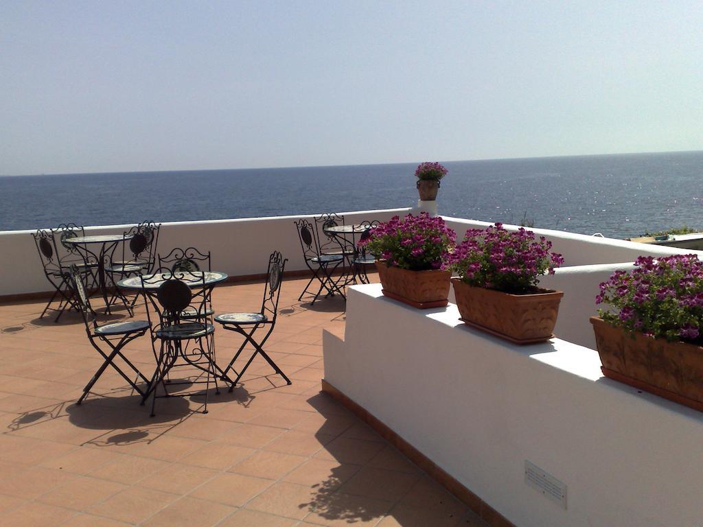 Hotel Punta Barone Santa Marina Salina Extérieur photo