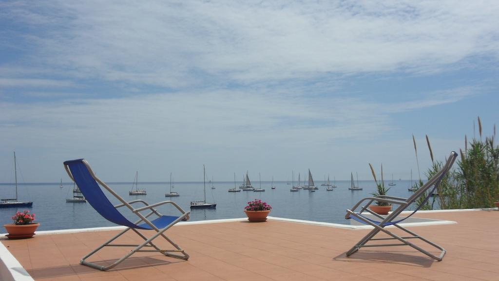 Hotel Punta Barone Santa Marina Salina Extérieur photo